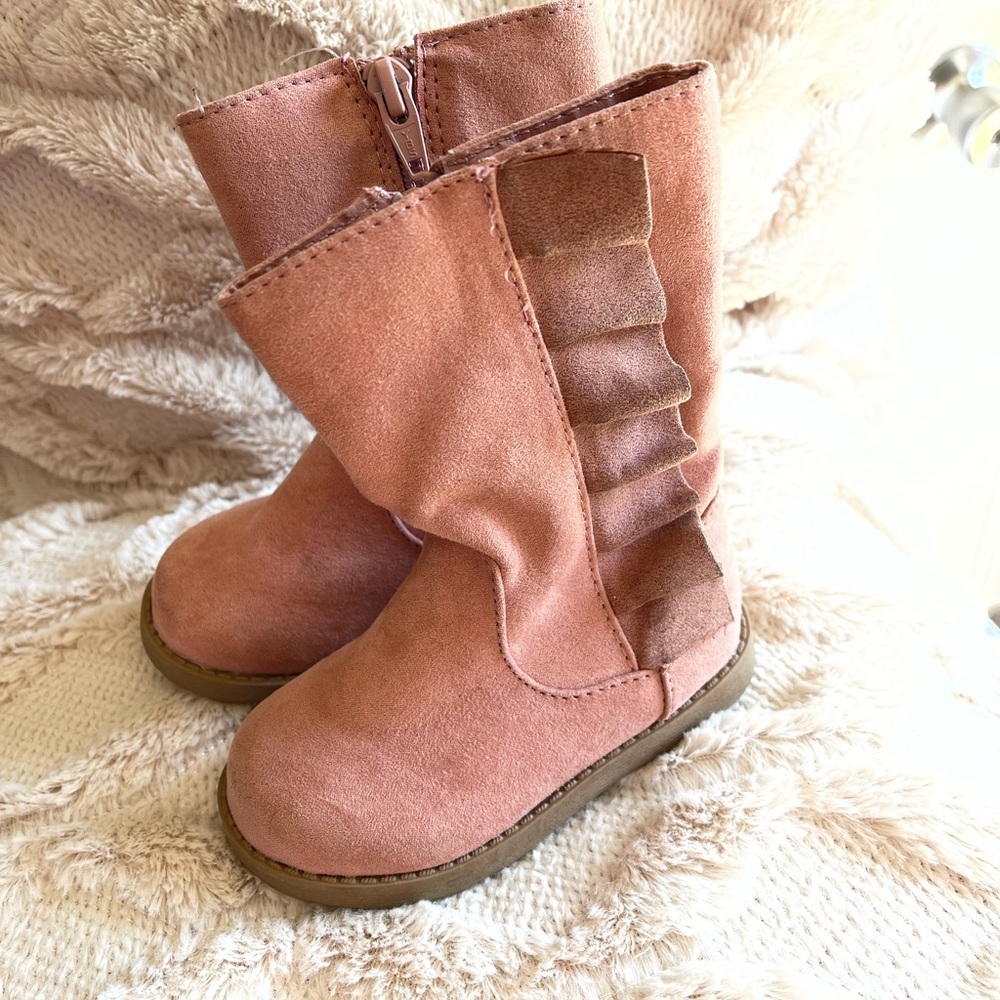 Cat & Jack boots toddler size 6